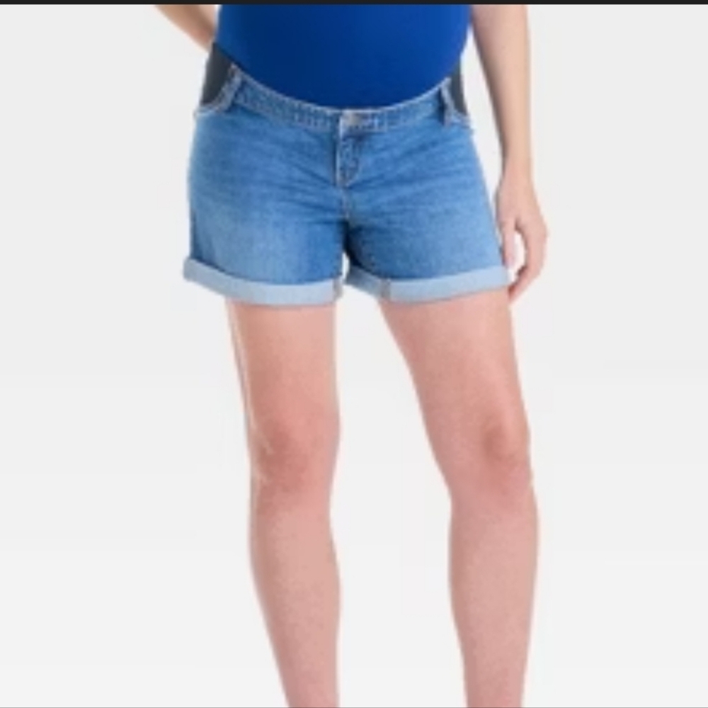 NWT Isabel Maternity by Ingrid & Isabel Blue Jean Shorts (SIZE:14)